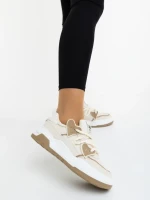 Дамски спортни обувки бежови от екологична кожа и текстилен материал Lalona