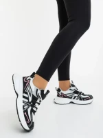 Дамски спортни обувки бели с черно от екологична кожа и текстилен материал Ardella