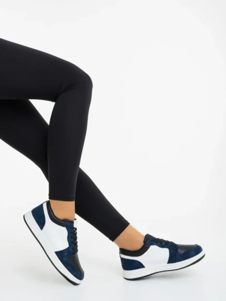 Дамски спортни обувки сини с бяло от екологична кожа Kinza