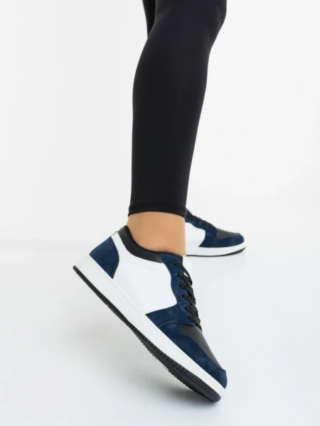 Дамски спортни обувки сини с бяло от екологична кожа Kinza