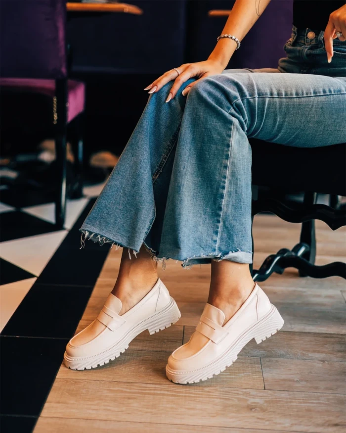 Дамски мокасини бежови от екологична кожа Sumira