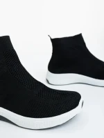 Дамски спортни обувки черни с бяло от текстилен материал Astera