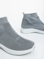 Дамски спортни обувки сиви от текстилен материал Iselia