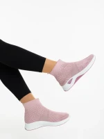 Дамски спортни обувки розови от текстилен материал Renara