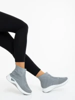 Дамски спортни обувки сиви от текстилен материал Astera