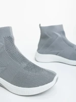 Дамски спортни обувки сиви от текстилен материал Astera