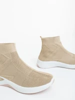 Дамски спортни обувки бежови от текстилен материал Iselia