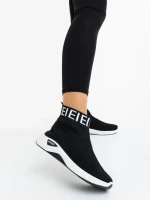 Дамски спортни обувки черни с бяло от текстилен материал Irenia