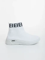 Дамски спортни обувки бели от текстилен материал Irenia