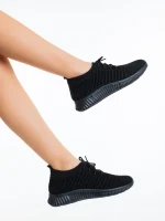 Дамски спортни обувки черни от текстилен материал Alenia