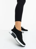 Дамски спортни обувки черно-бели от текстилен материал Alenia