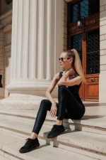 Дамски спортни обувки черни със сребристи детайли от текстилен материал Alenia