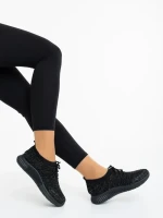 Дамски спортни обувки черни със сребристи детайли от текстилен материал Alenia