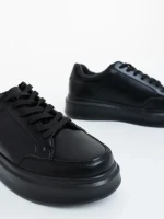 Мъжки черни спортни обувки от еко кожа Asante