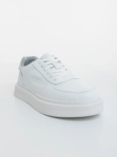 Мъжки бели спортни обувки от еко кожа Casper