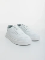 Мъжки бели спортни обувки от еко кожа Casper