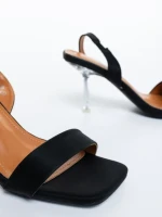 Дамски сандали с ток черни от текстилен материал Laena