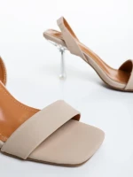 Дамски сандали с ток тъмно бежови от текстилен материал Laena