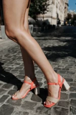 Дамски сандали с ток оранжеви от текстилен материал Astaria