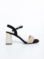 Дамски сандали с ток черни от текстилен материал Astaria