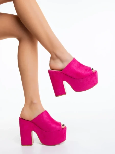 Дамски чехли цикламени от текстилен материал Lazara