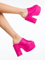 Дамски чехли цикламени от текстилен материал Lazara