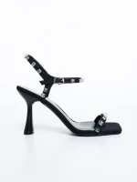 Дамски сандали с ток черни от текстилен материал Anzira