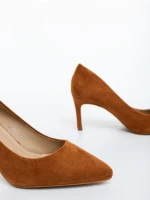 Дамски обувки с ток камел от текстилен материал Lysana