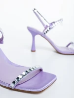 Дамски сандали с ток лилави от текстилен материал Lumira