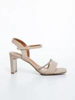 Дамски сандали с ток тъмно бежови от текстилен материал Selesa