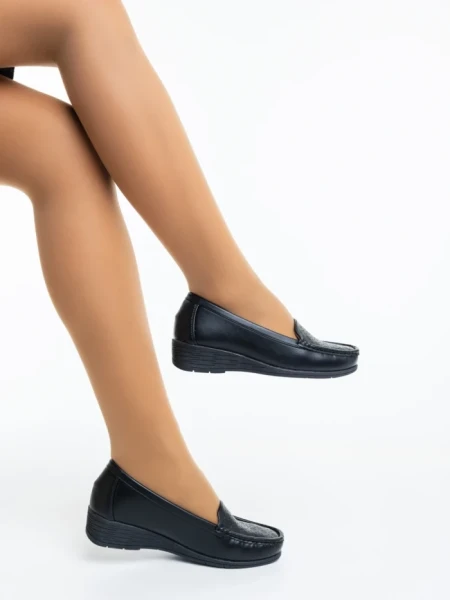 Дамски мокасини черни от екологична кожа Belora