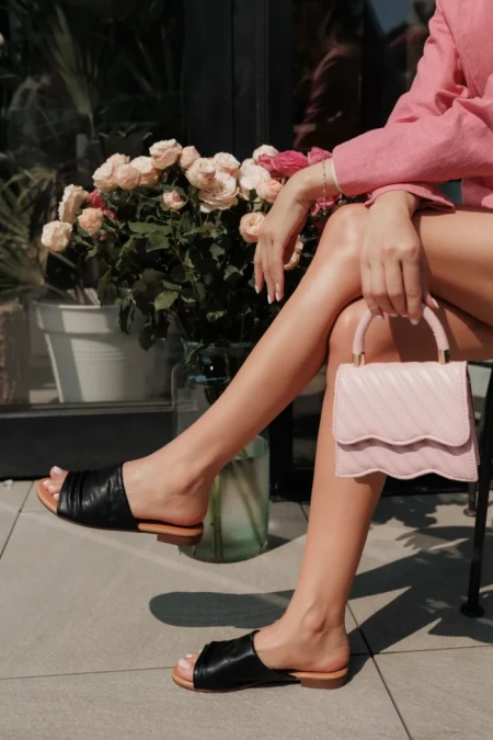 Дамски чехли черни от екологична кожа Kaina