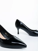 Дамски обувки с ток черни от екологична лачена кожа Helena