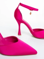 Дамски обувки с ток розови от текстилен материал Sirada