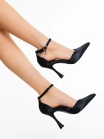 Дамски обувки с ток черни от текстилен материал Sirada