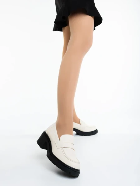 Дамски мокасини бежови от екологична кожа Zadal