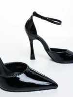 Дамски обувки с ток черни от екологична лачена кожа Lavrona