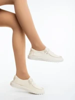 Дамски ежедневни обувки бежови от текстилен материал Mirada