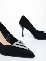 Дамски обувки с ток черни от текстилен материал Mezara