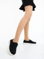 Дамски ежедневни обувки черни от текстилен материал Mirada