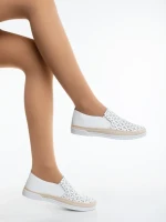 Дамски мокасини бели от екологична кожа Emena