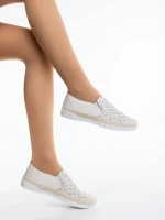 Дамски мокасини бежови от екологична кожа Emena