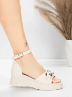 Дамски сандали на платформа 5H75 Бежово | Mei » MeiMall.bg