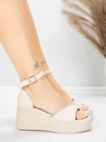 Дамски сандали на платформа 5H76 Бежово | Mei » MeiMall.bg