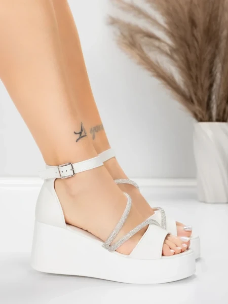 Дамски сандали на платформа 5H77 Бял | Mei » MeiMall.bg