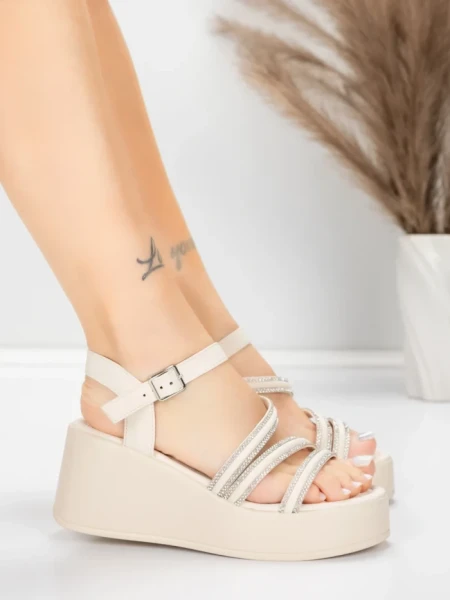 Дамски сандали на платформа 5H78 Бежово | Mei » MeiMall.bg