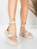 Дамски сандали с нисък ток 5H81 Бежово | Mei » MeiMall.bg