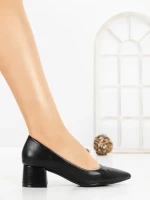 Pantofi cu Toc Gros 8125 BLACK | CM