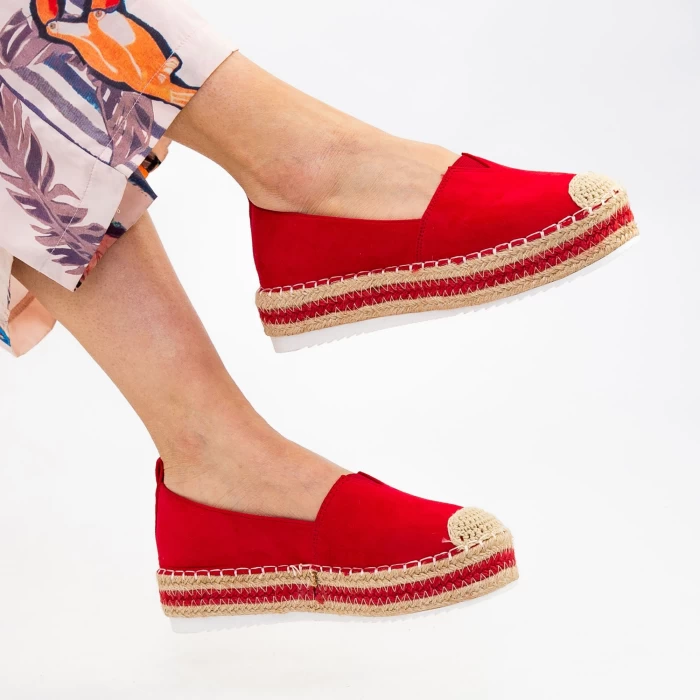 Дамски ежедневни обувки FS7 Червено (B52) Mei