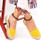 Дамски сандали HJ3 Жълто (K52) Mei